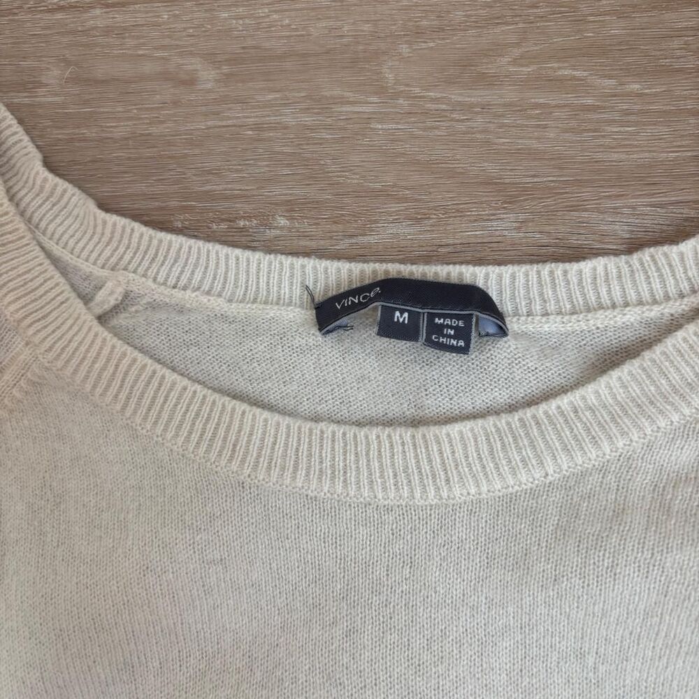 Vince cream cashmere sweater crewneck size M - Picture 3 of 5